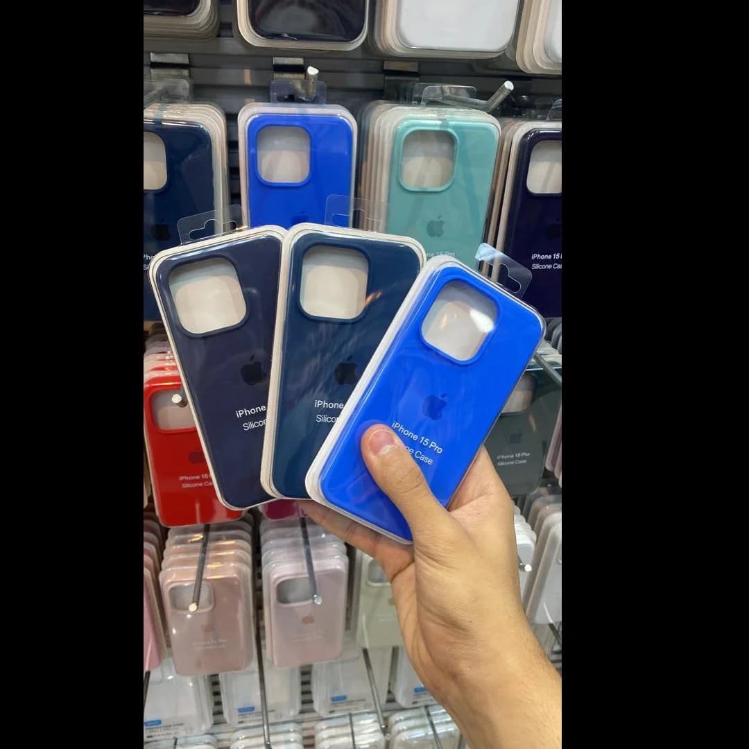 کاور سیلیکون بدون محافظ لنز مناسب موبایل اپل iPhone 15 Pro